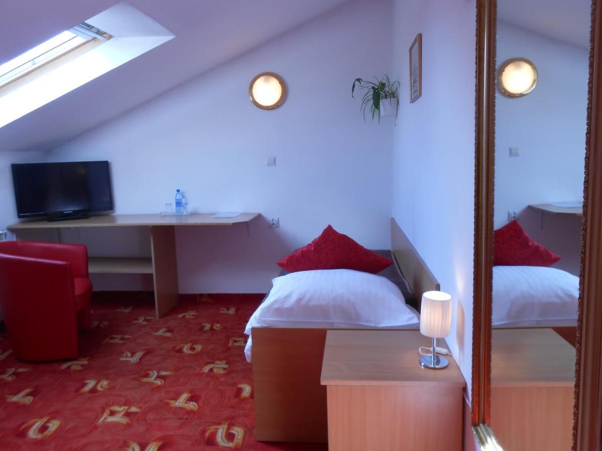 Hotel As Biala Podlaska Bilik gambar