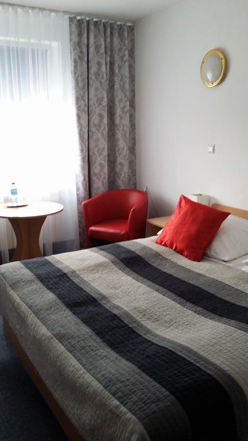 Hotel As Biala Podlaska Luaran gambar